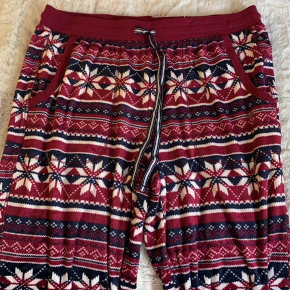 Brand new Nautica navy & burgundy 2 piece pajama set!! - Picture 5 of 9